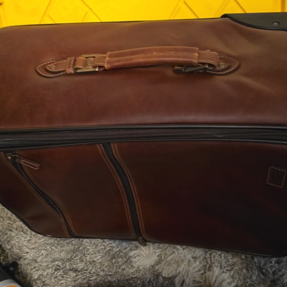 Suitcase - Picture 8 of 8